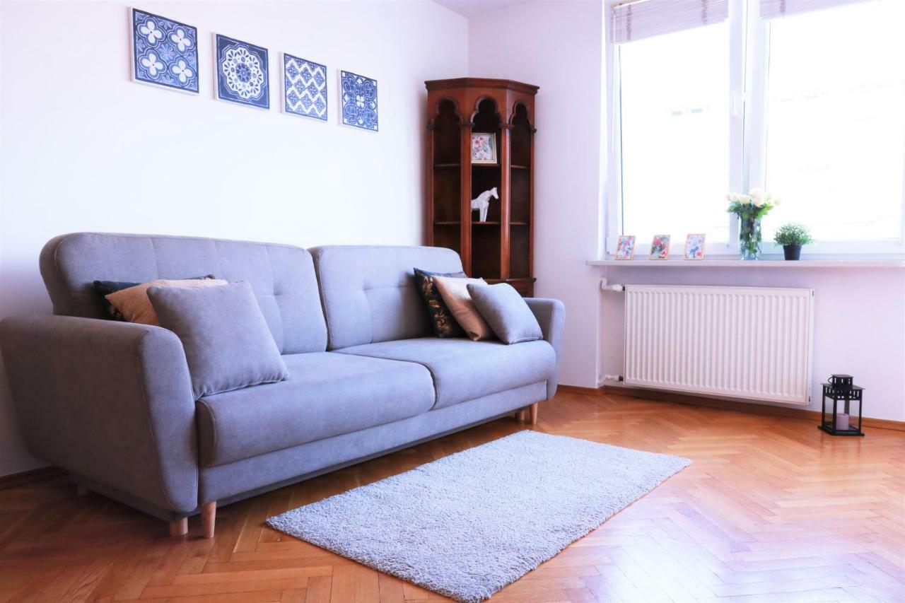 Cozy And Great Location By Cooee Apartament