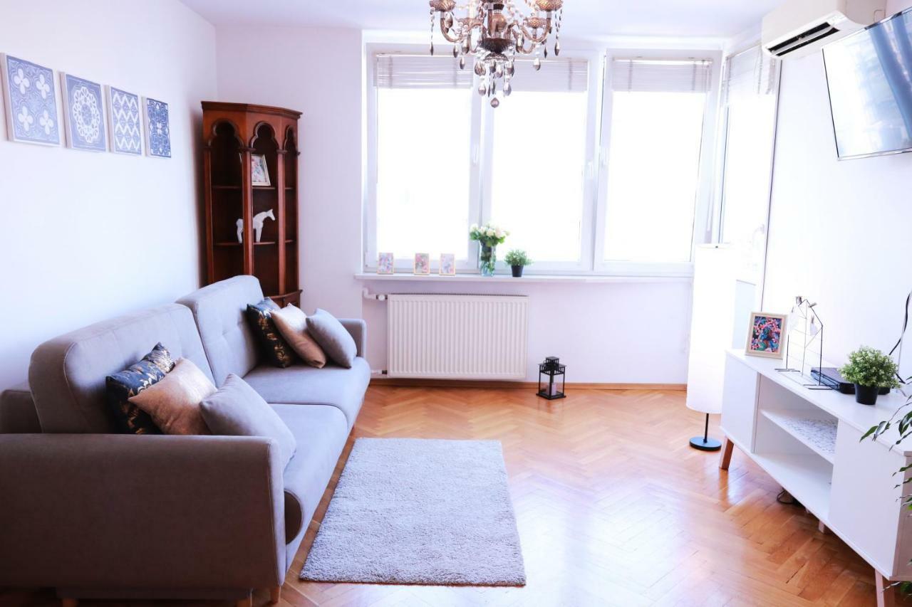 Apartament Cozy And Great Location By Cooee Warszawa